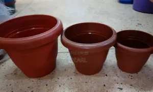 Round Flower Pots