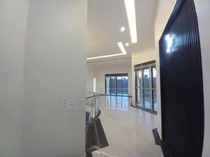 Furnished 6bdrm Duplex in Kira for sale