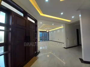 Furnished 6bdrm Duplex in Kira for sale
