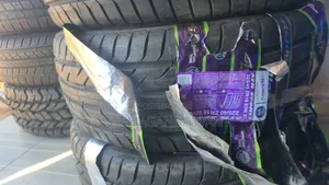 225/40r18 Low Profile Achilles Tyres Brand New