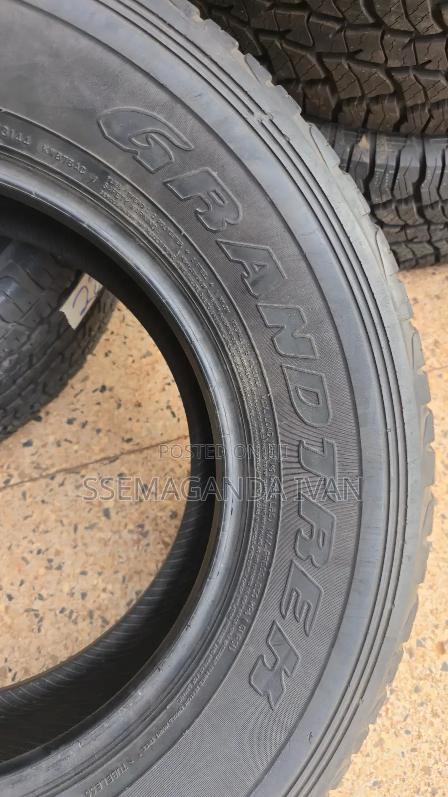 285/65r17 Dunlop At22 Foreign Used Tyres