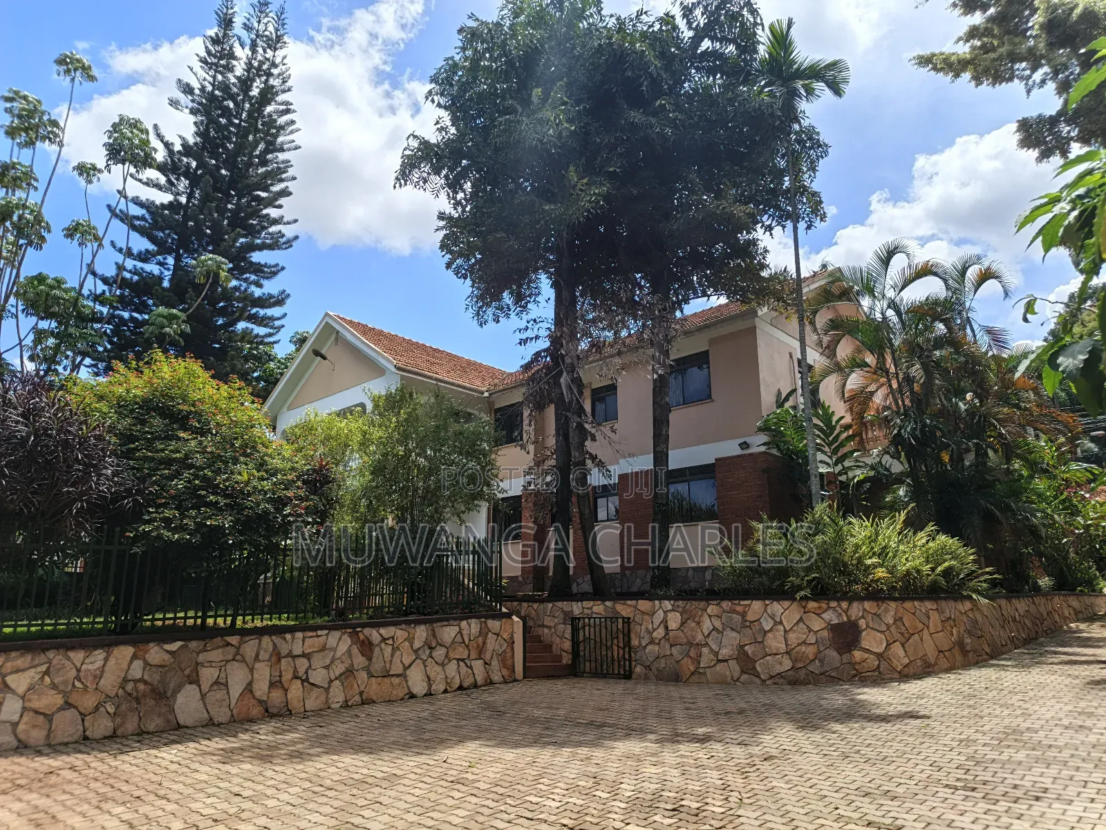 6bdrm Duplex in Fs Properties Ltd, Nakawa for sale