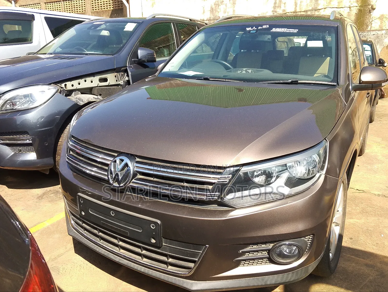 Volkswagen Tiguan S 2013 Gold