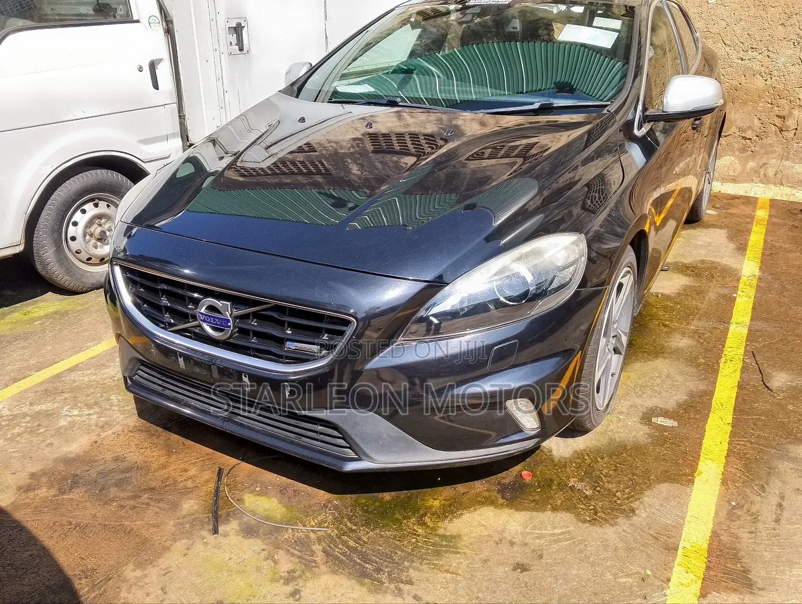 Volvo V40 2014 Black