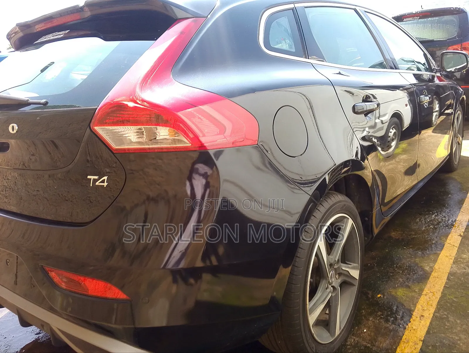 Volvo V40 2014 Black