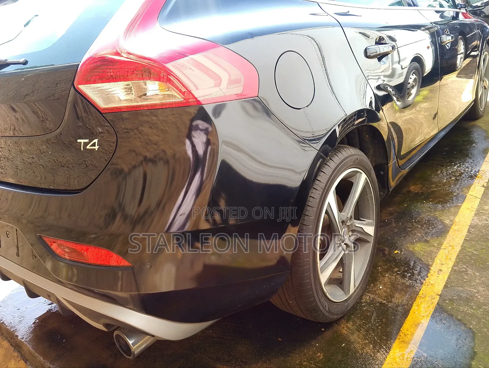 Volvo V40 2014 Black