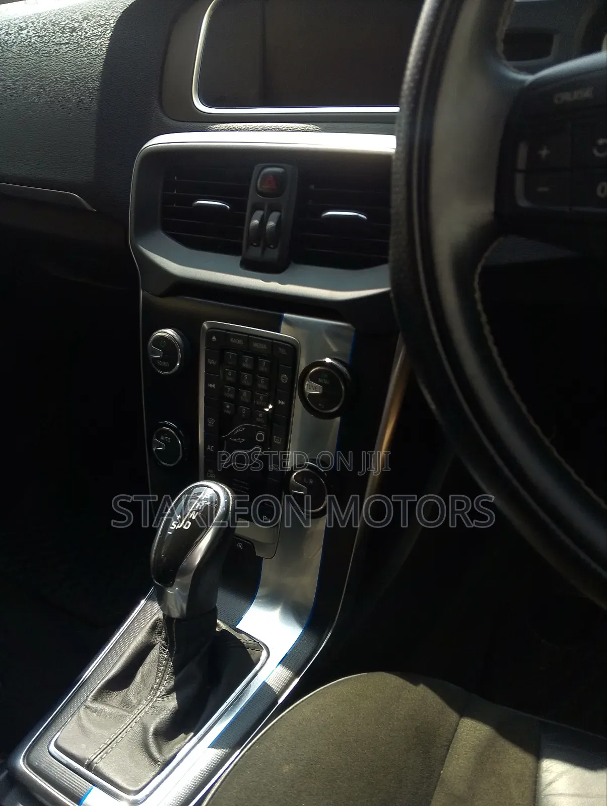 Volvo V40 2014 Black