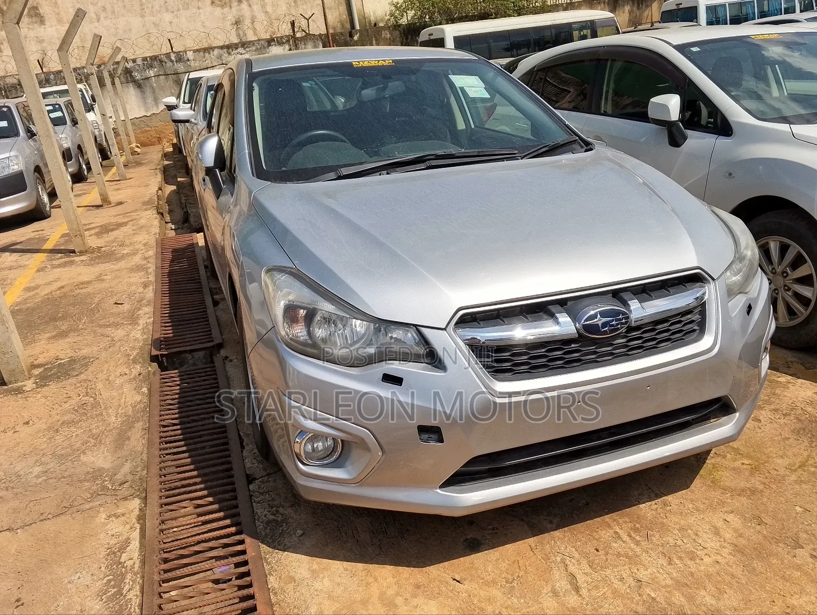 Subaru Impreza 2.0i Premium AWD Hatchback 2016 Silver