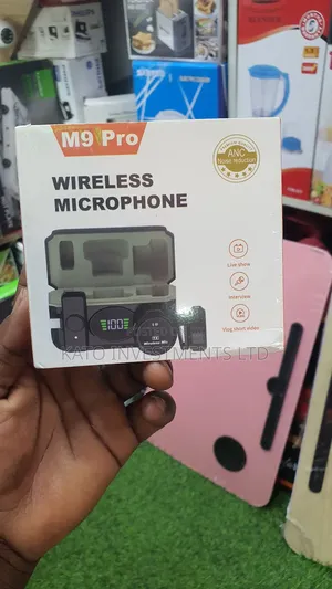 M9 Pro Wireless Microphone