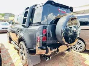 Land Rover Defender Carpathian Edition 2024 Black