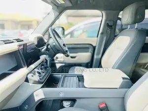 Land Rover Defender Carpathian Edition 2024 Black