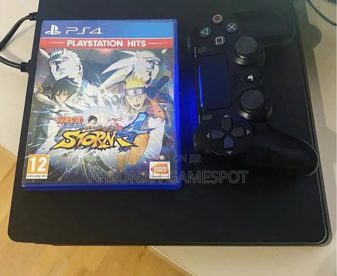 Playstation 4 Slim, 2 Pads, 19 Great Titles Ready Inside.