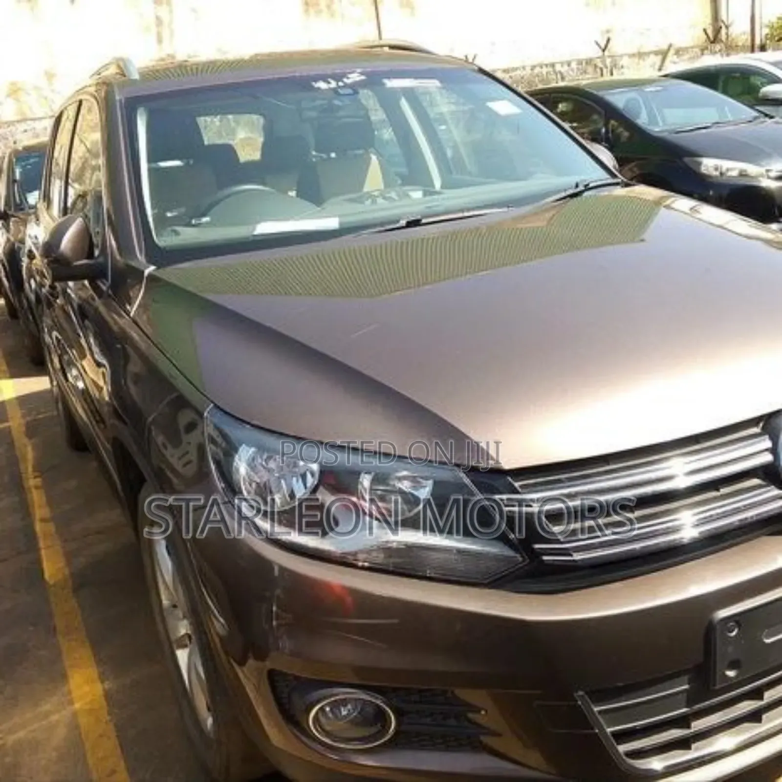 Volkswagen Tiguan S 2013 Gold