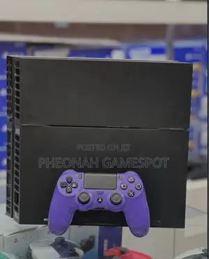 Ps4 Standard, Clean Console, 2 Pads, 18 Fun Games Ready.