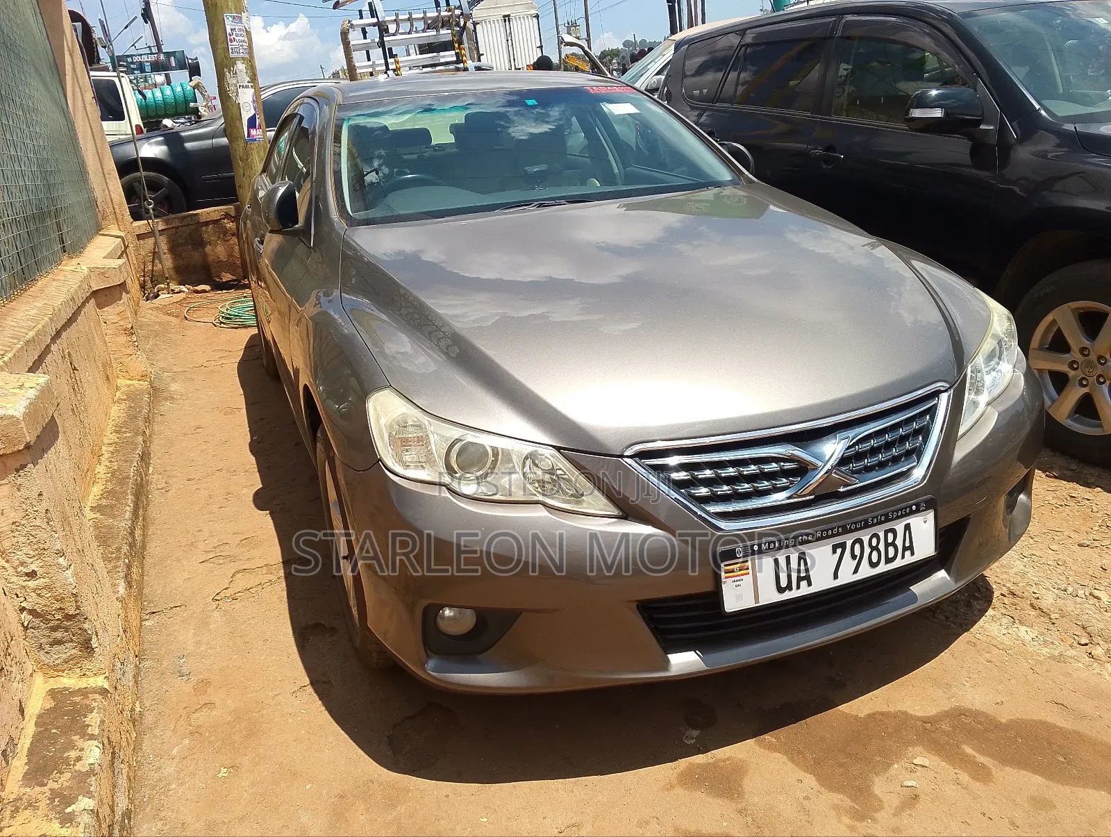 Toyota Mark X 2010 Gold