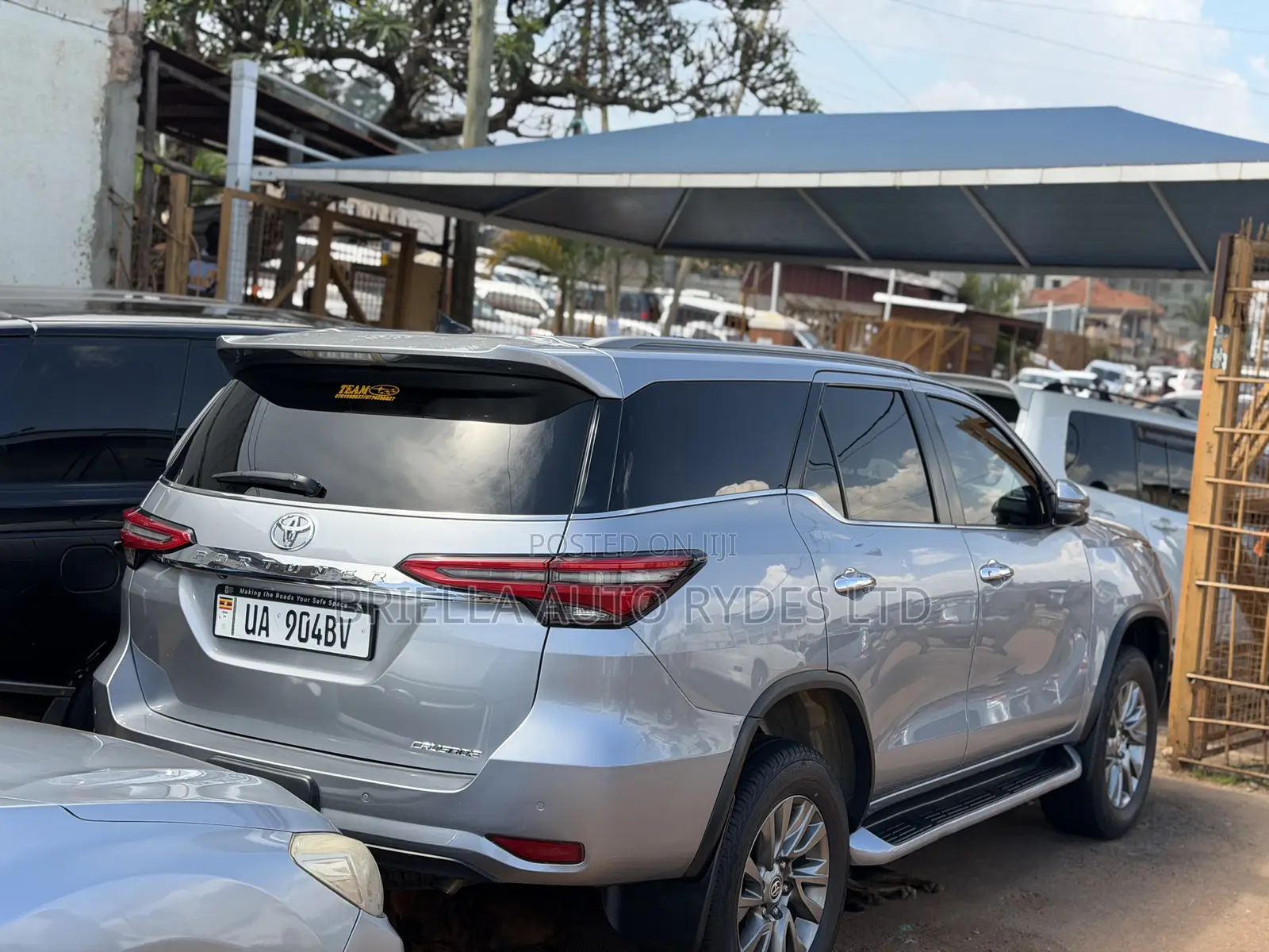 Toyota Fortuner 2016 Silver