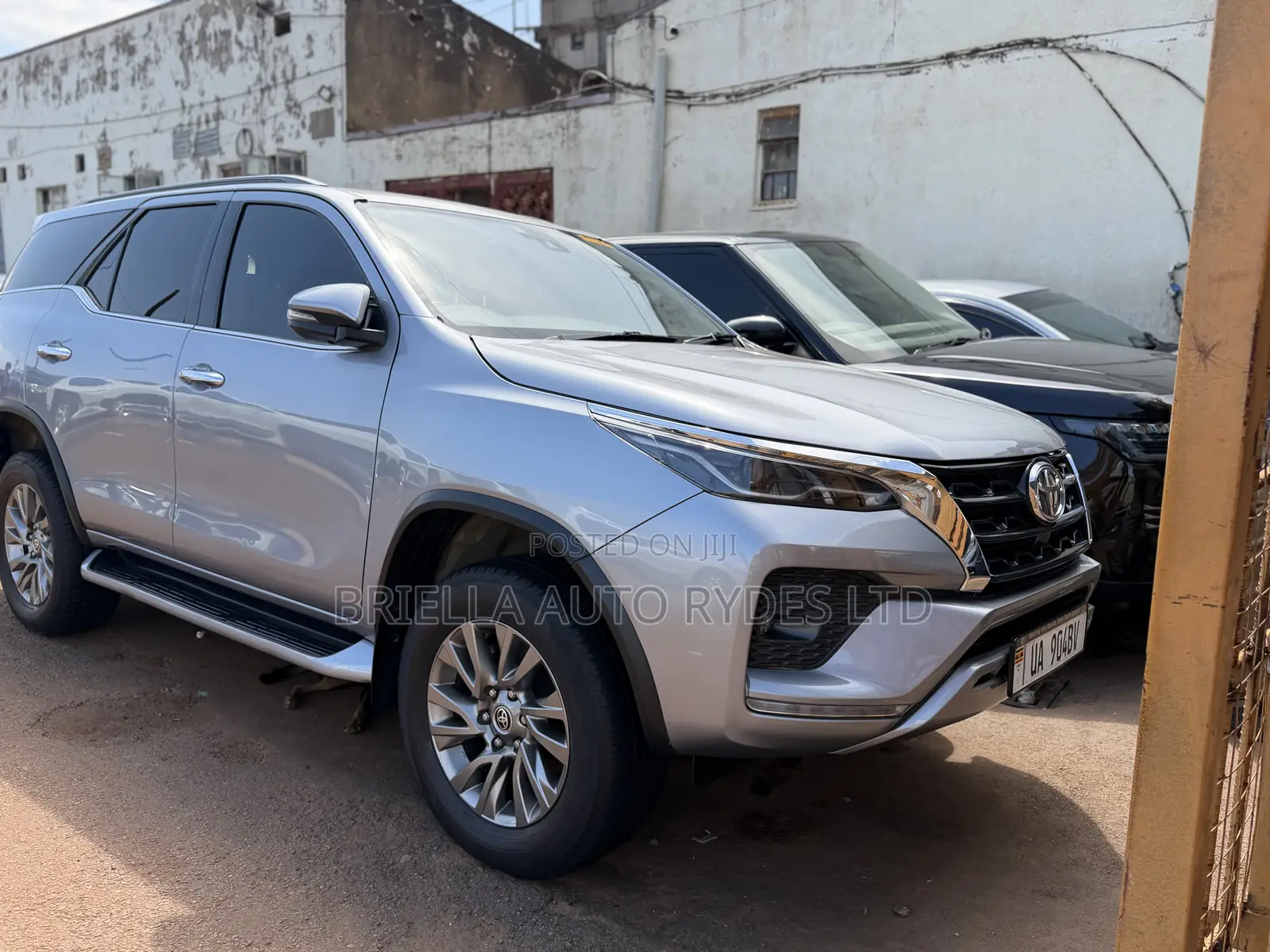 Toyota Fortuner 2016 Silver