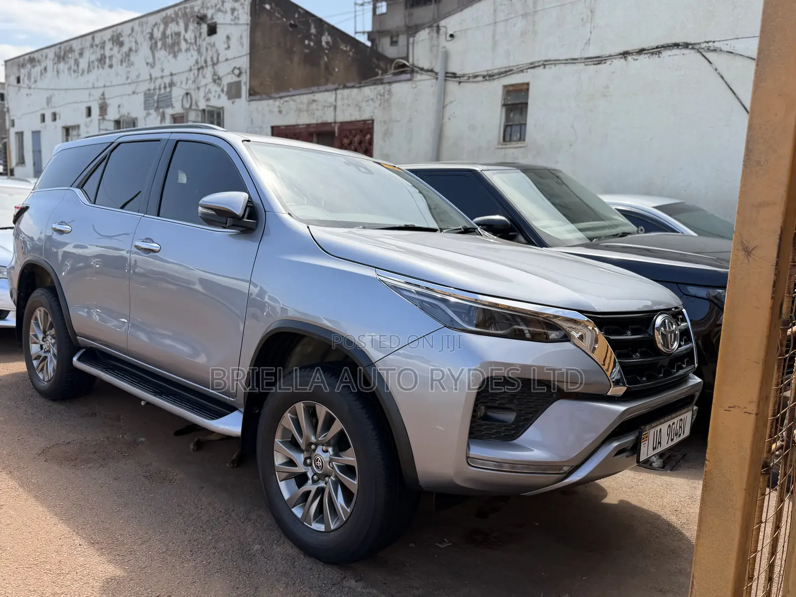 Toyota Fortuner 2016 Silver