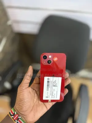 New Apple iPhone 13 128 GB Red