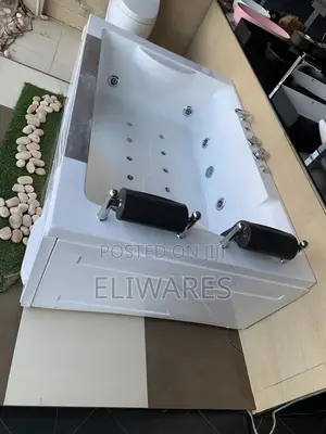 Double Jacuzzi Bathtub