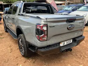 Ford Ranger Wildtrak 2023 Gray