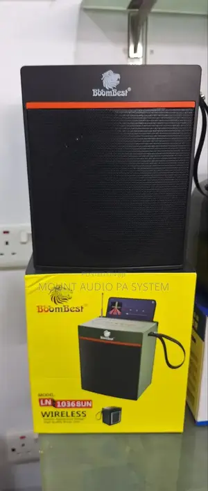 Super Bass Wireless Speaker With a Charging Solar