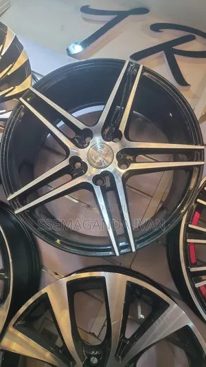 Toyota Wish Rim 16(5 Holes)Swap Acceptable