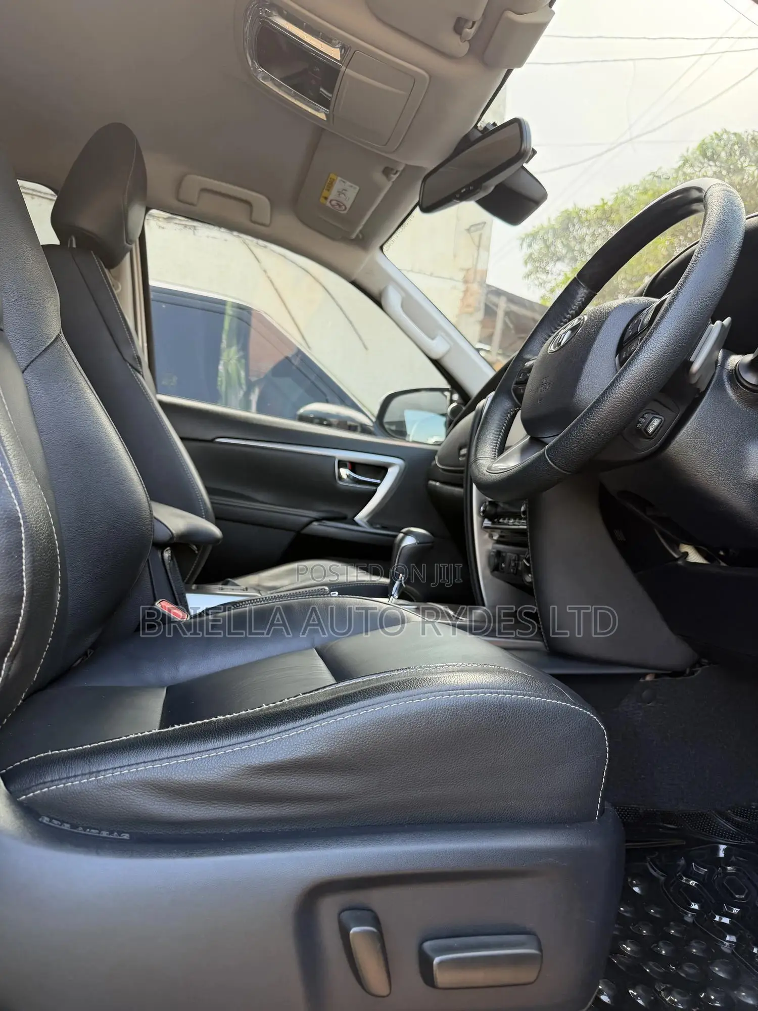 Toyota Fortuner 2016 Silver