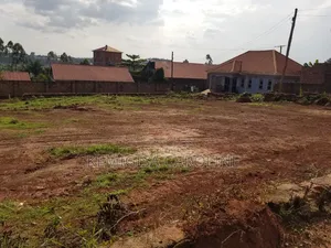 30 X 50 Ft Plots for Sale in Buloba