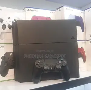 Xperience Fun Gaming, Ps4 , 2 Pads, 19 Cool Games.