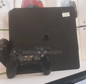 Ps4 Slim, Clean Setup, 2 Pads, 12 Fun Games for Instant Play.
