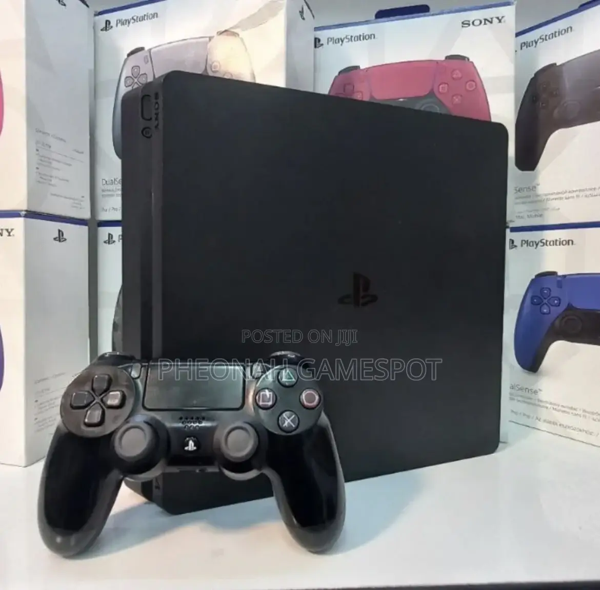 Slim Ps4 Bundle, 2 Controllers, 20 Cool Titles Installed.