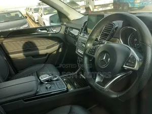 Mercedes-Benz GLE-Class GLE 250d 4MATIC 2017 White