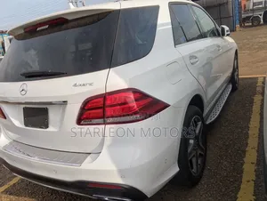 Mercedes-Benz GLE-Class GLE 250d 4MATIC 2017 White