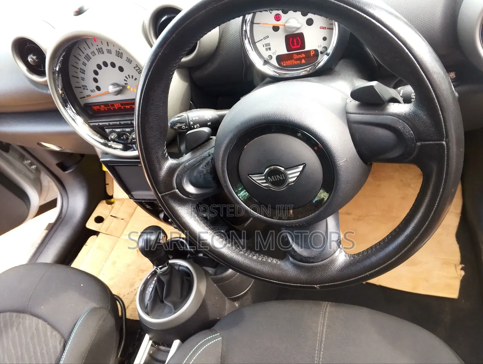 Mini Cooper 2013 Silver
