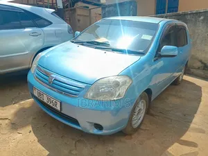 Toyota Raum 2007 Blue