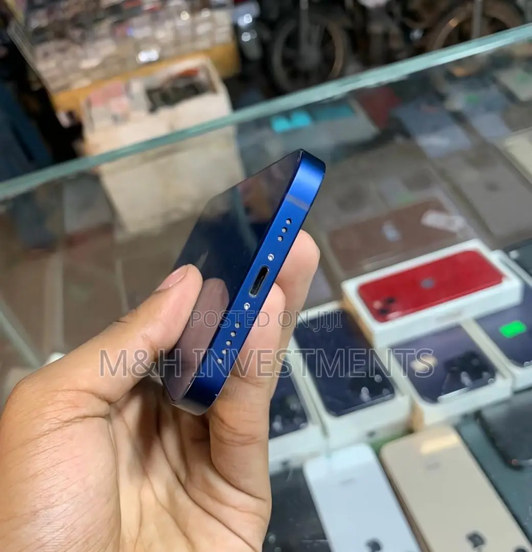 Apple iPhone 12 64 GB Blue