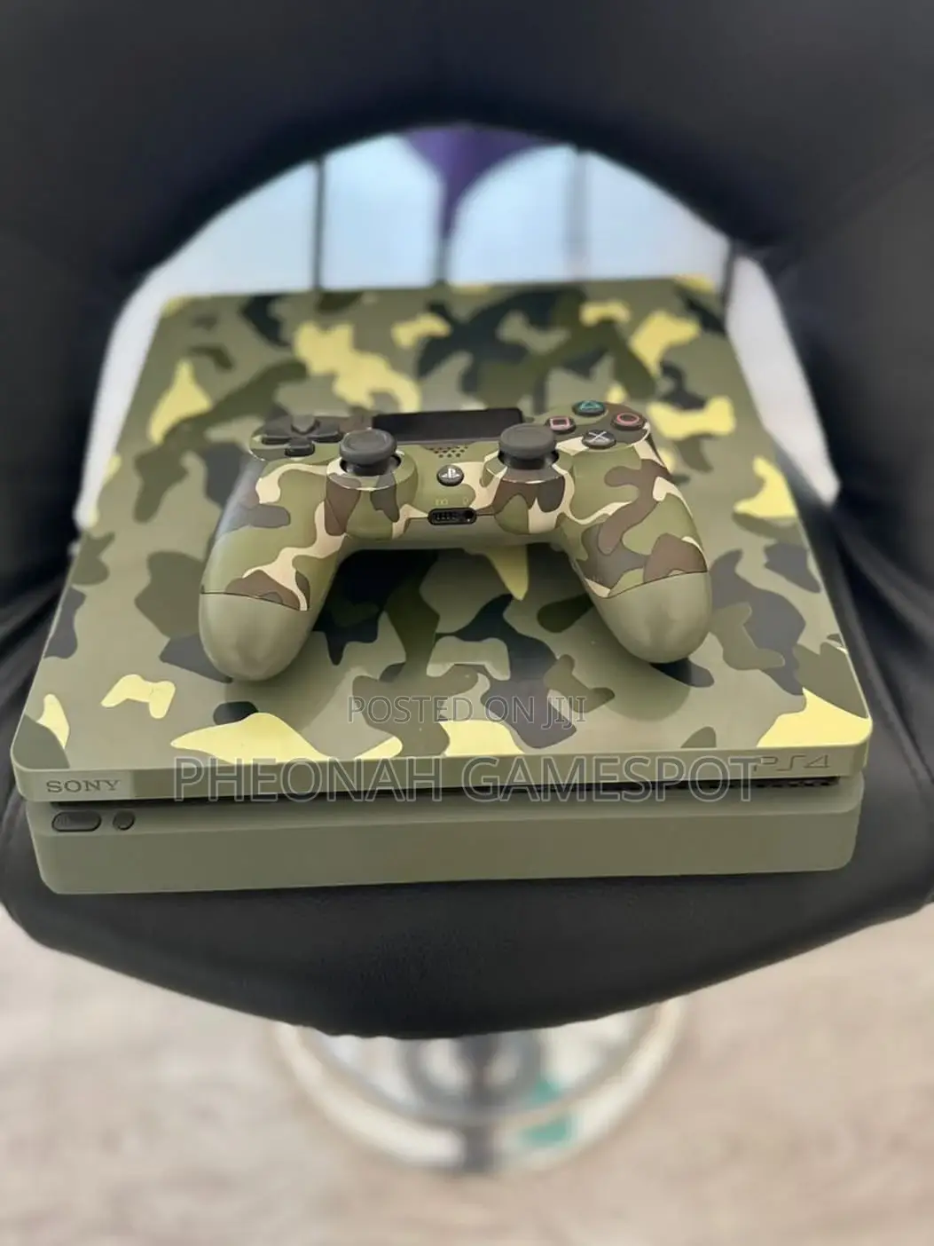 Ps4 Slim ,Neat Design, 2 Pads, 15 Top Games Inside.