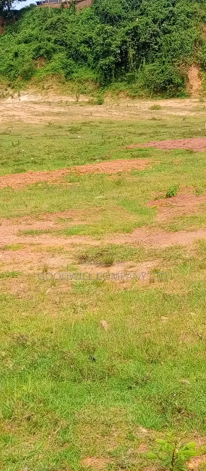 1 Acres of Land in Musinde Garuga Entebbe Rd With Lake Victoria View