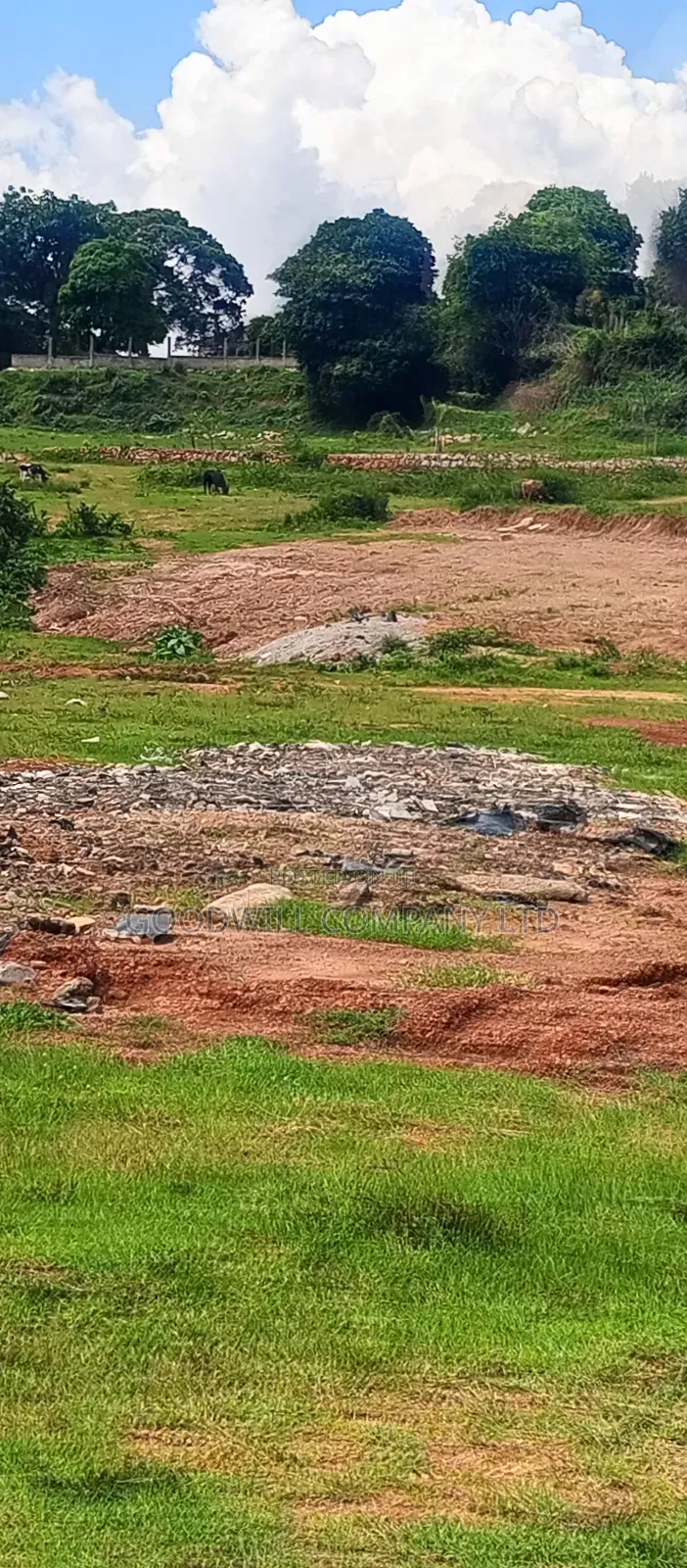 1 Acres of Land in Musinde Garuga Entebbe Rd With Lake Victoria View