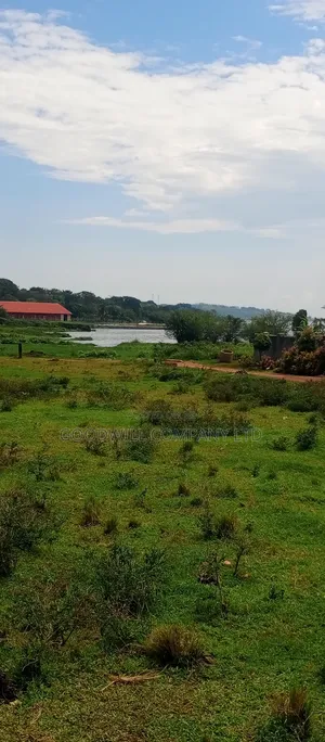 1 Acres of Land in Musinde Garuga Entebbe Rd With Lake Victoria View