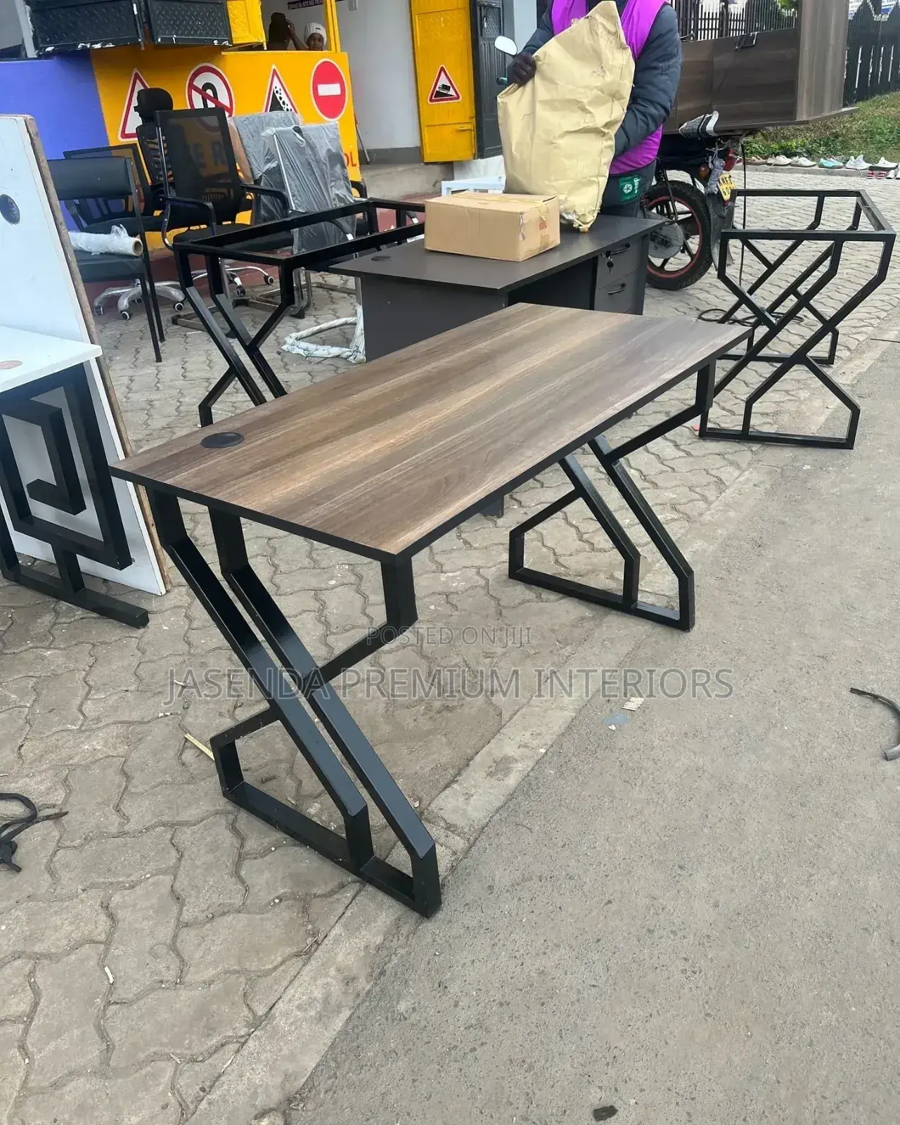 Office Tables/Office Desk/Study Table/Reading Desk/Classic 10