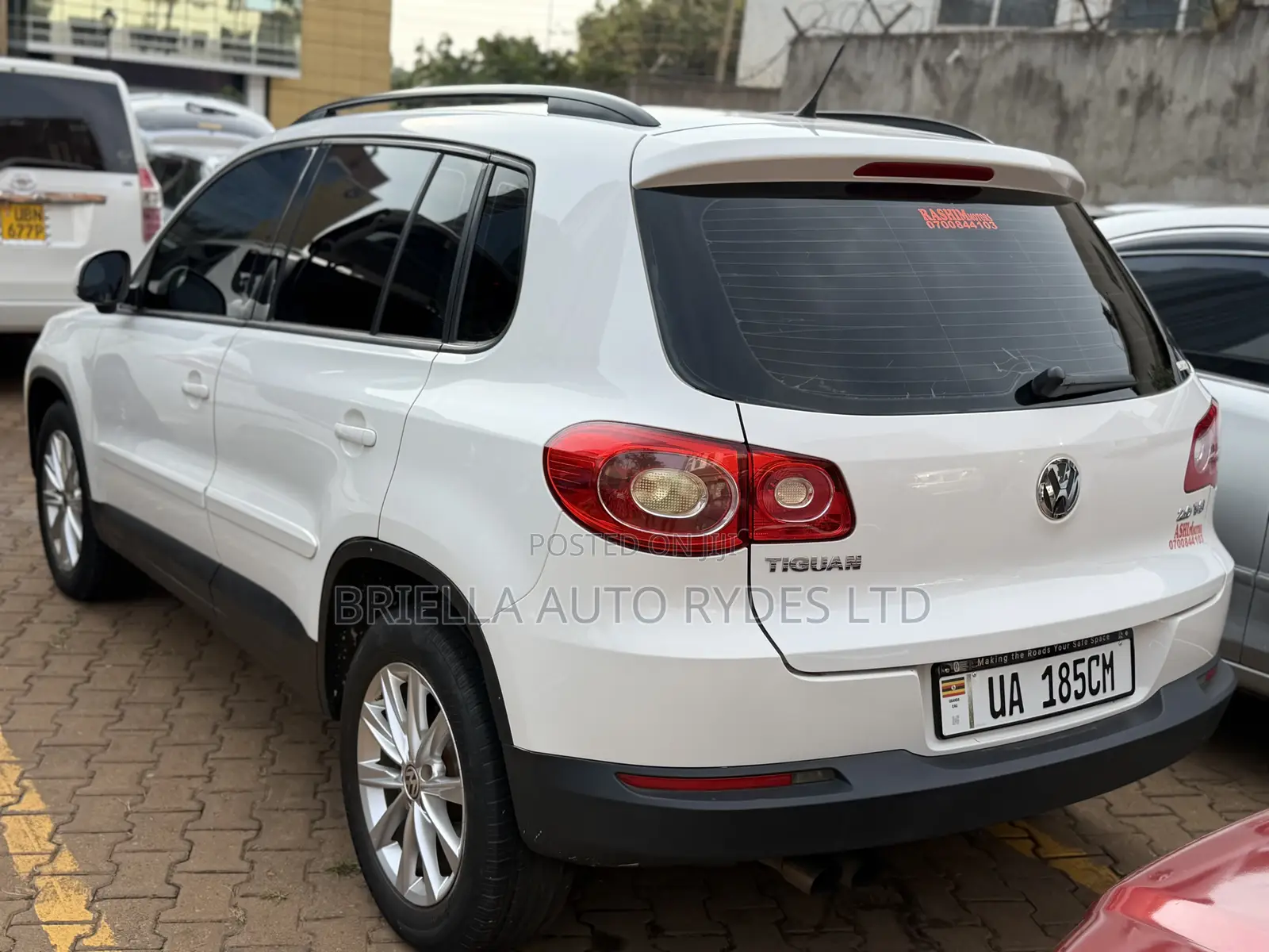 Volkswagen Tiguan 2010 White