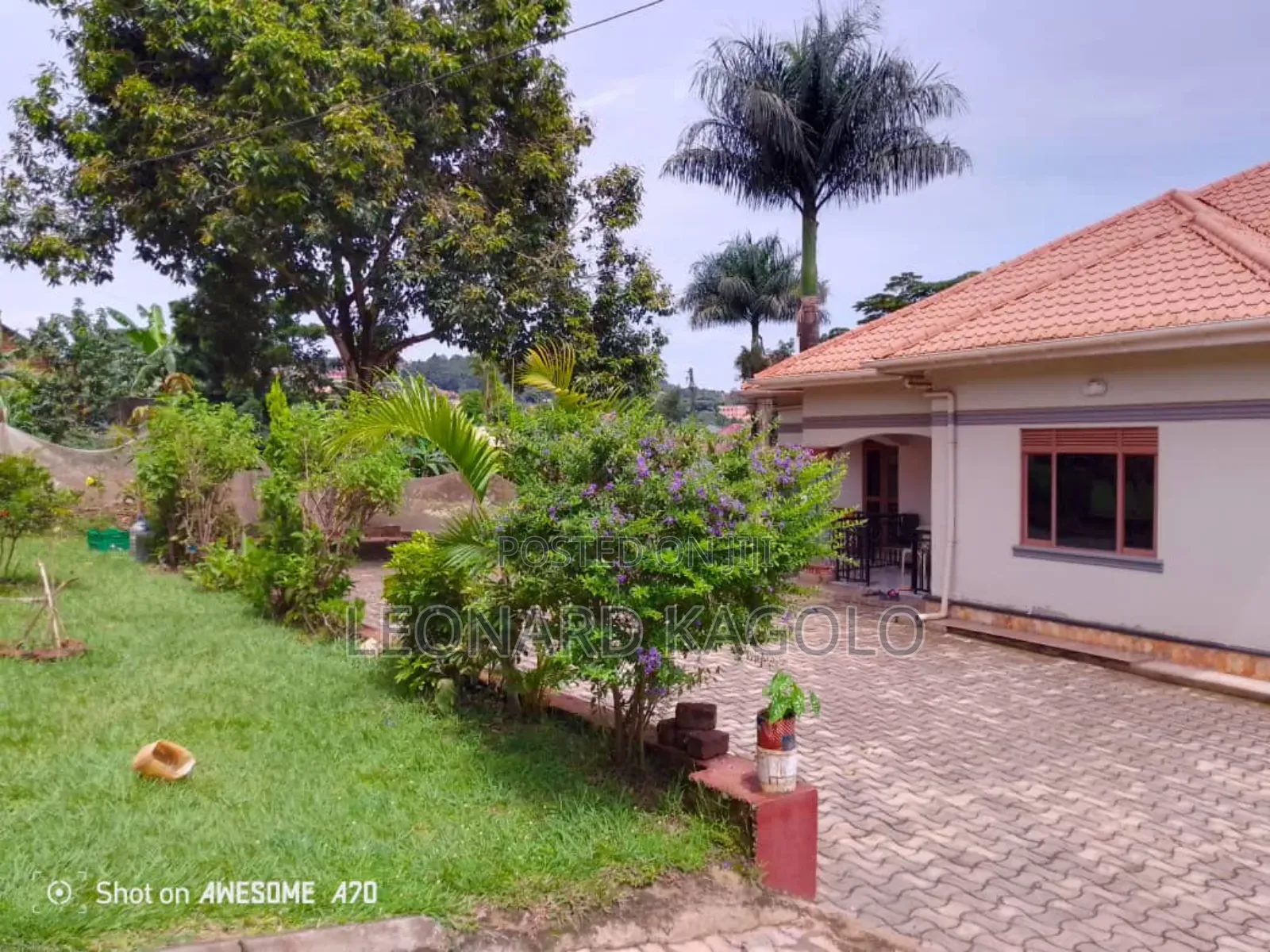 4bdrm Bungalow in Nabingo, Division A for sale