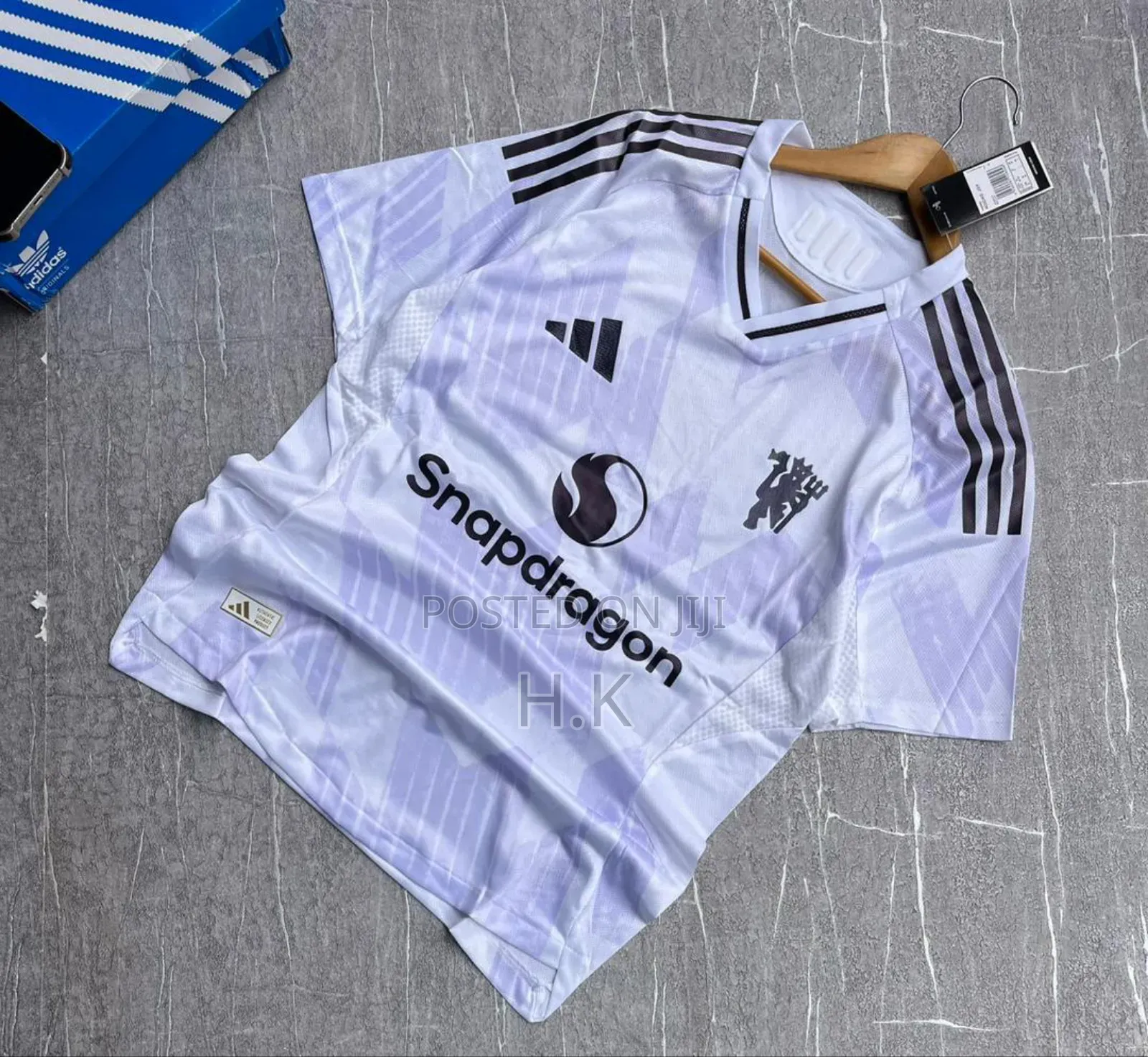 Manchester United 2025/26 Away Jersey.