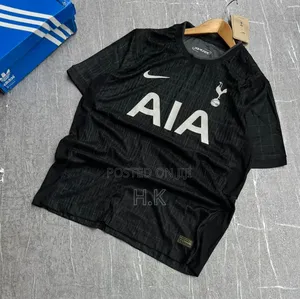 Tottenham Hotspur F.C. 2025/26 Away Shirt.