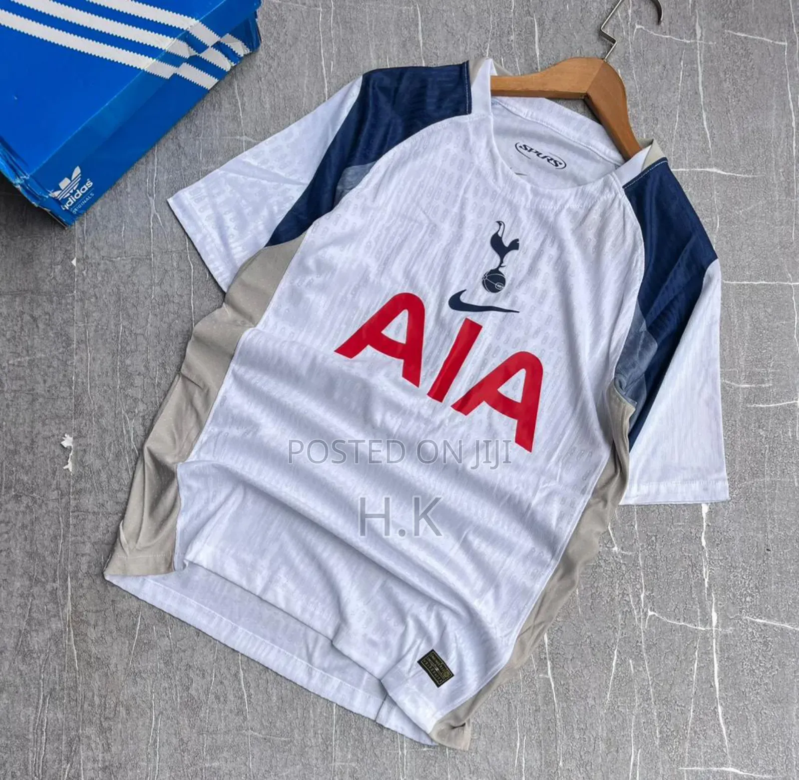 Tottenham Hotspur 2025/26 Home Jersey.