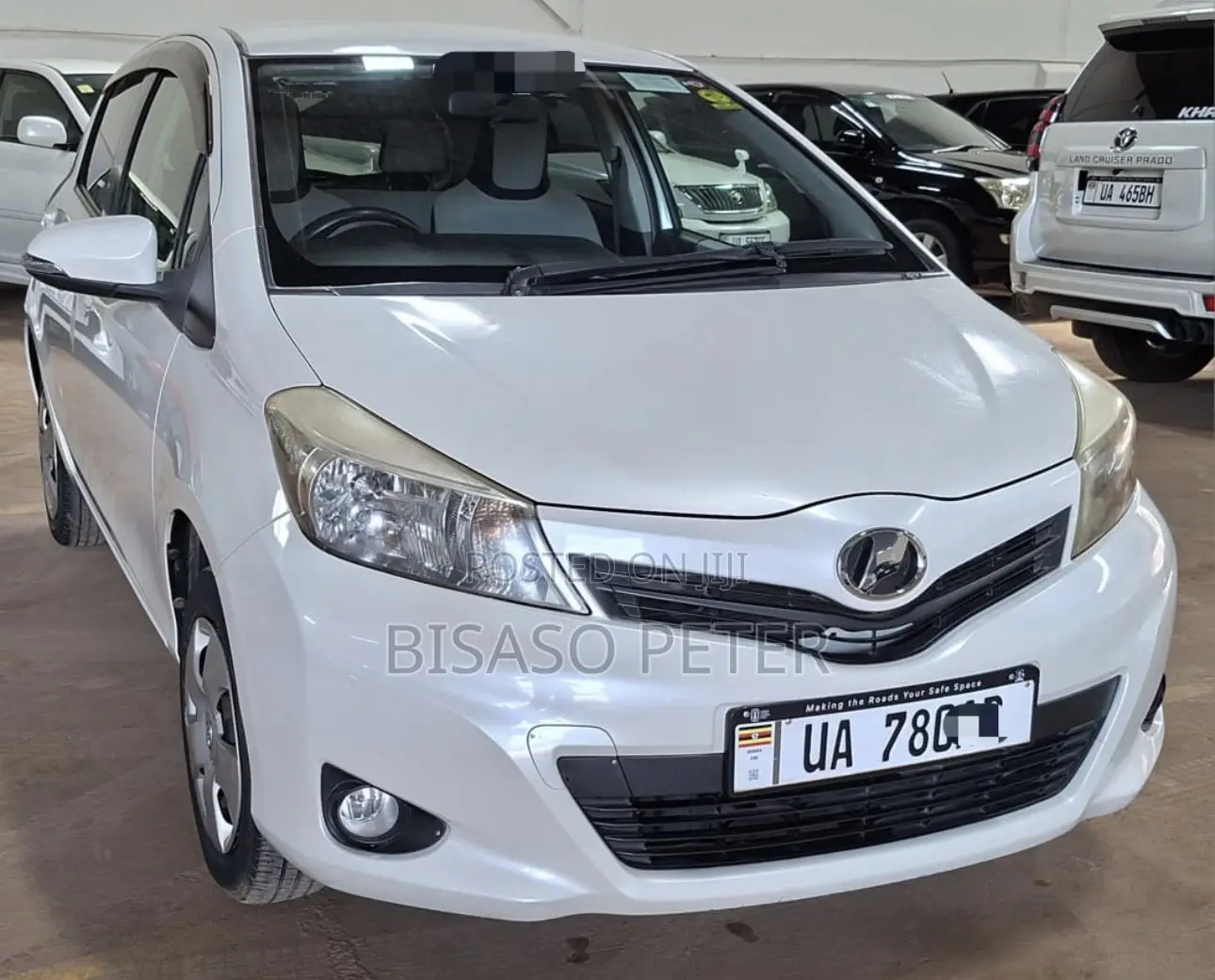 Toyota Vitz 1.0 FWD 5dr 2011 White
