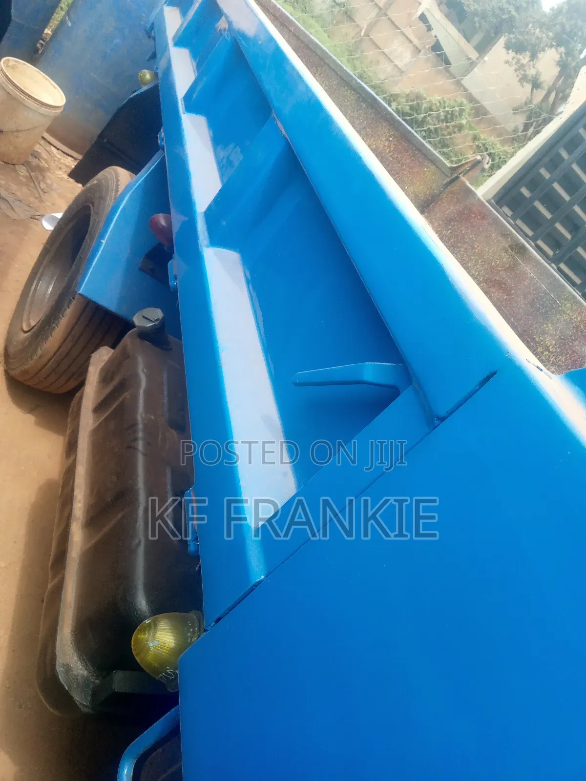 Dump Tipper 33