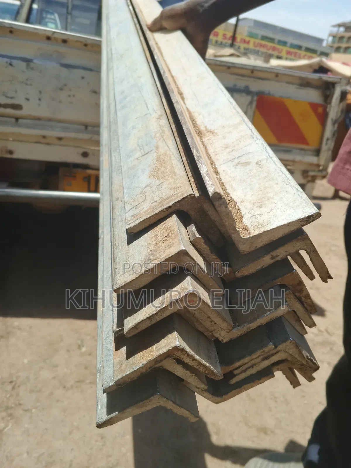 Galvanized Angle Lines